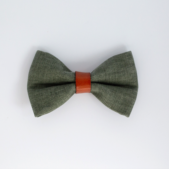  Greenstone Glamour Bow Tie dog 4